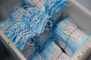 Нардепы приняли закон, запрещающий закупать covid-товары без тендеров