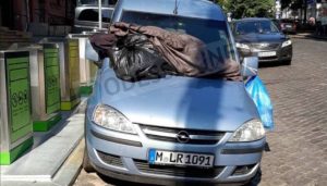 В Одесі порушників паркування вирішили карати “сміттєвими преміями”