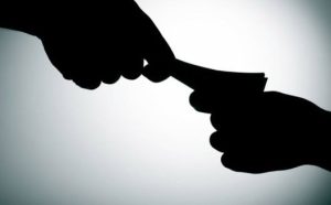 После повышения штрафов за нарушение пожарных норм для бизнеса в ГСЧС обнаружили коррупционную схему