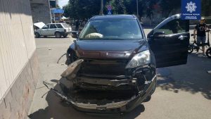 Перехрестя вулиць Василівська – Університетська у Слов’янську: три ДТП за добу. Видео