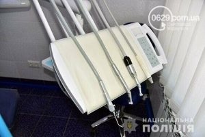 Смерть ребенка в стоматологии. В Мариуполе оправдали врача