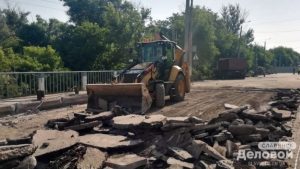 На аварийном мосту в Славянске заканчивают снимать асфальт