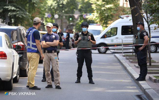 Мужчина с гранатой угрожал взорвать Кабмин: все подробности