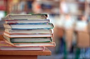 Школи Донеччини отримають 188,2 тисяч підручників, які придбали за рахунок держбюджету