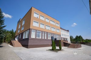 Послугами відділення фізичної та реабілітаційної медицини в Обласному госпіталі для ветеранів війни у Святогірську зможуть скористатися понад 50 тисяч людей на рік