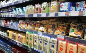 В Украине в мороженом и сыре нашли смертельный яд