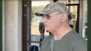 Палатка під міськрадою і голодування. У Слов’янську чоловік виступив проти призначення Вадима Ляха