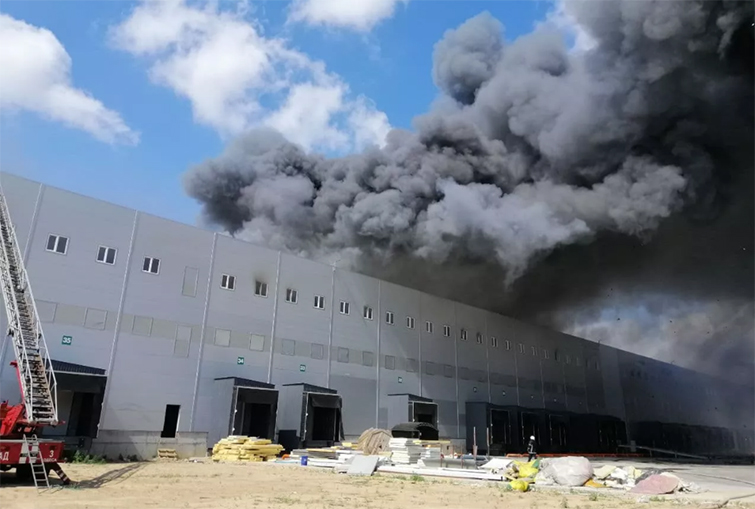 Под Одессой произошел масштабный пожар на складах АТБ