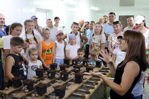 В Андреевке открыли для туристов улиточную ферму