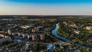В Славянске временно ограничат движение на нескольких улицах города