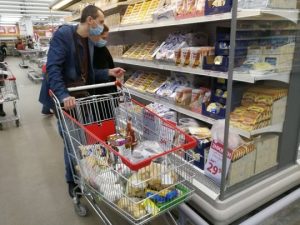 В Україні подорожчали яйця, молоко і цукор: чого чекати