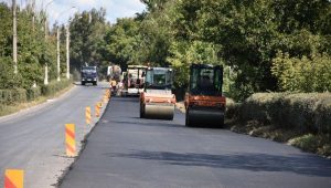 Между Краматорском и Славянском ремонтируют дорогу