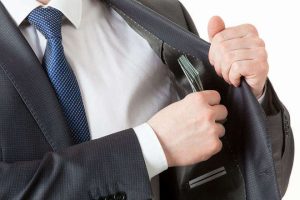 Кто из украинских министров получает самую большую зарплату. Обнародован рейтинг