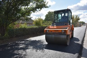 В Славянске ремонтируется улица Олекси Тихого