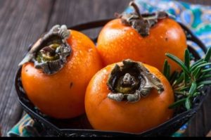 Хурма: польза и вред для организма человека