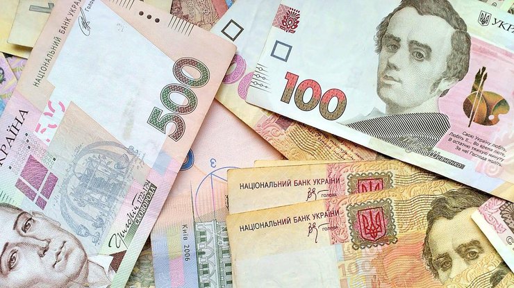 Доплаты пенсионерам: кто и когда получит надбавку