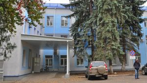 В Славянске медработникам частично выплатили задолженность по зарплате