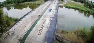 О том как ремонтирую мост через Казенный Торец показали в 3-минутном фильмеильме