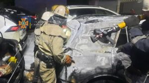 В Харькове ночью сожгли шесть автомобилей, в том числе начальника отдела полиции