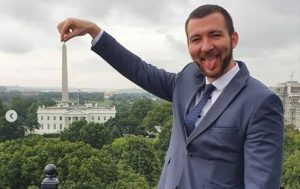 Спикер Зеленского угодил в скандал из-за фото из Вашингтона