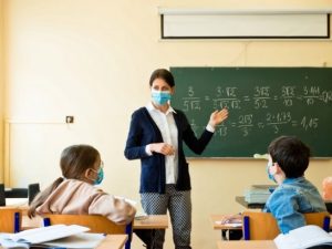 Мінекономіки планує збільшити зарплати вчителів до 20 тисяч