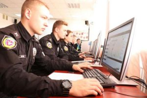 Полиция запустила чат-бот «ДийПротиНаркотикив»