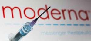 В Японии могут запретить вакцину Moderna для молодых мужчин