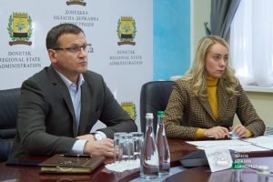 Центры массовой вакцинации против COVID-19 в Донецкой области должны изменить графики работы, чтобы все желающие могли получить прививки