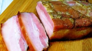 Как приготовить настоящий бекон. Про магазинную грудинку забыла навсегда