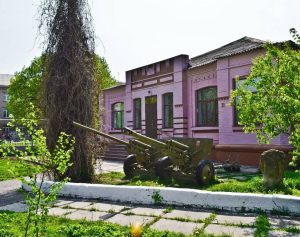 В Слов’янському краєзнавчому музеї відкривається щорічна загальноміська художня виставка «Осінь 2021»