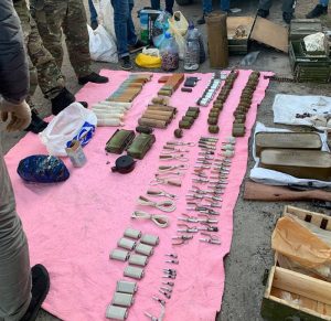 Сотрудник полка патрульной службы полиции особого назначения «Киев» торговал огнестрельным оружием и боеприпасами