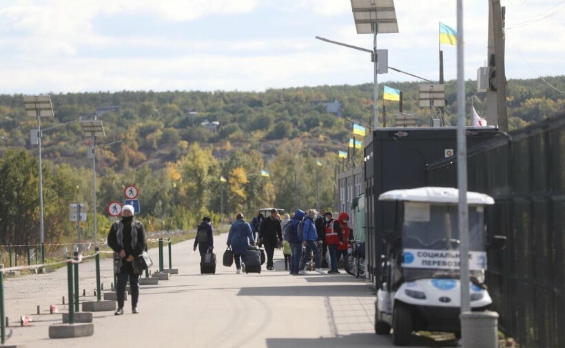 Донетчина и Херсонщина в “красной” зоне — как усиление карантина отразится на пересечении КПВВ