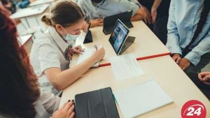 Осенние каникулы могут длиться почти месяц, – МОЗ