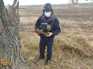 Краматорський район: піротехніки ДСНС вилучили та знищили мінометну міну