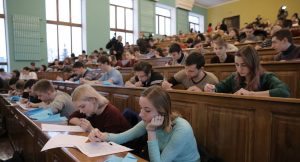 На дистанционное обучение переводят вузы — в МОН назвали даты