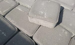 Купили плитку по завышенным ценам: в Лимане чиновники излишне потратили 2,9 млн грн.