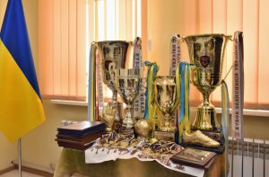 В Славянске наградили триумфаторов футбольного сезона 2021 года