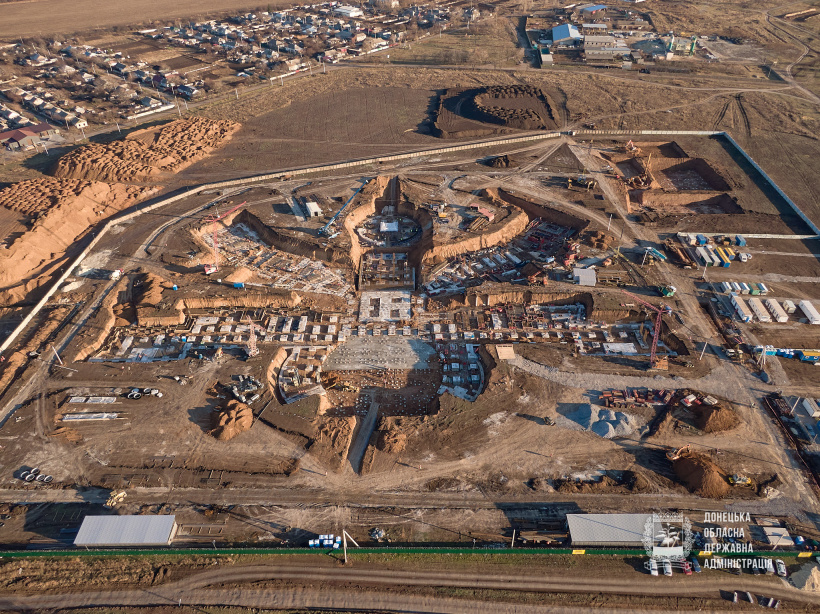 Как продвигается строительство многопрофильного лечебного учреждения (фото, видео)