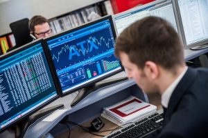 Как ТОП лучшие брокеры бинарных опционов попадают в рейтинг?