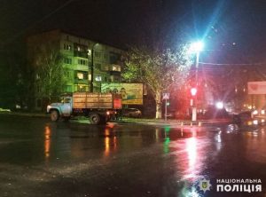 ДТП в Славянске: ЗИЛ наехал на пешехода, парень выжил