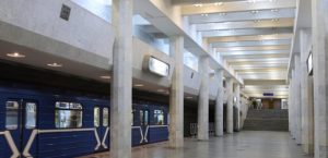 В метро в Харькове произошла стрельба из-за неправильного ношения масок: экс-правохранитель поссорился со студентами