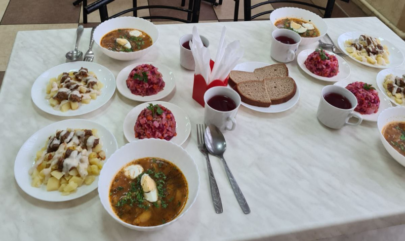 В учреждениях общего среднего образования Донбасса активно внедряется новое школьное меню