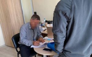 Заместитель начальника налоговой Донецкой области пойдет под суд за якобы причиненный ущерб в 4 млн.грн