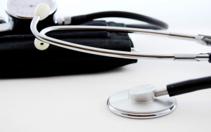 Должен ли семейный врач приехать по вызову домой — разъясняет НСЗУ