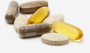 Витаминные комплексы: учёные предупреждают об опасности, но люди продолжают пить