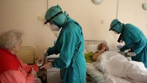 Тяжелым больным COVID-19 может потребоваться 5 лет на восстановление, – врач