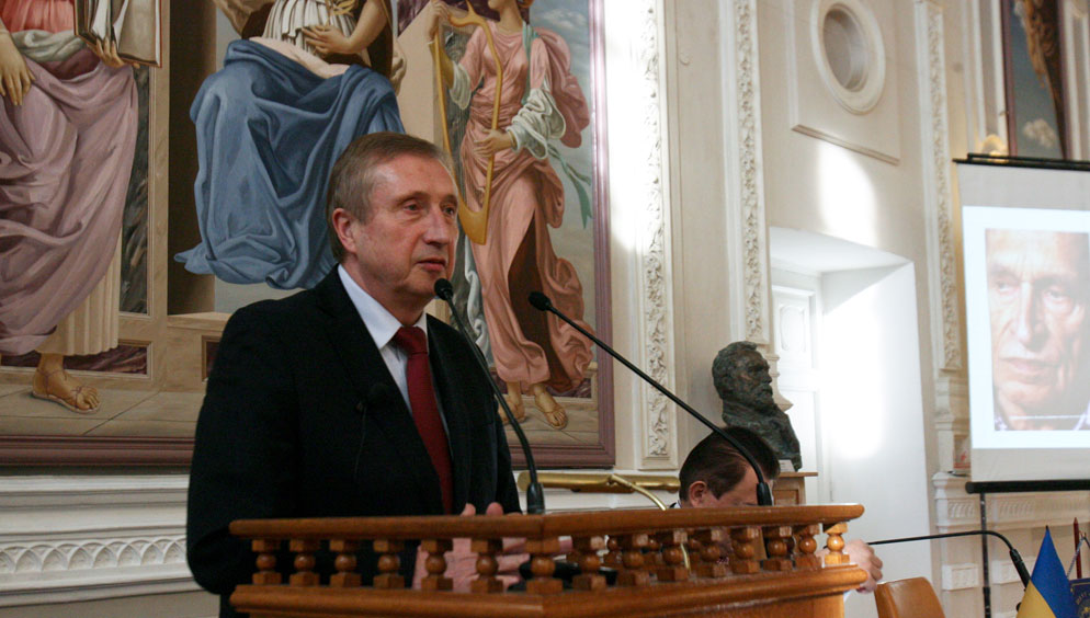 Ректор КПИ выступил с предложением решения проблемы водоснабжения Донбасса