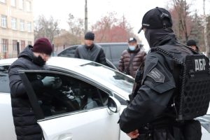 У Краматорську поліцейські вимагали гроші з підприємця
