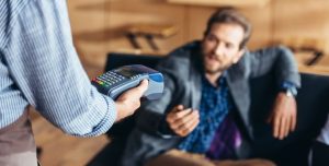 РРО, проверки и налоги. Кого и на каких основаниях будут проверять налоговики в 2022