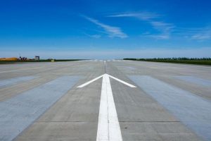 Сколько придется потратить на строительство аэропорта под Мариуполем